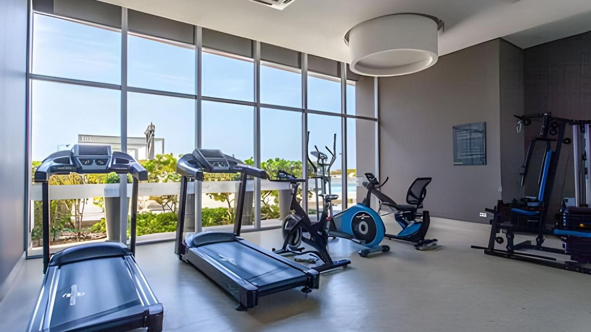 Hermoso Apto Frente Al Mar - Morros Piso 9 Apartamento