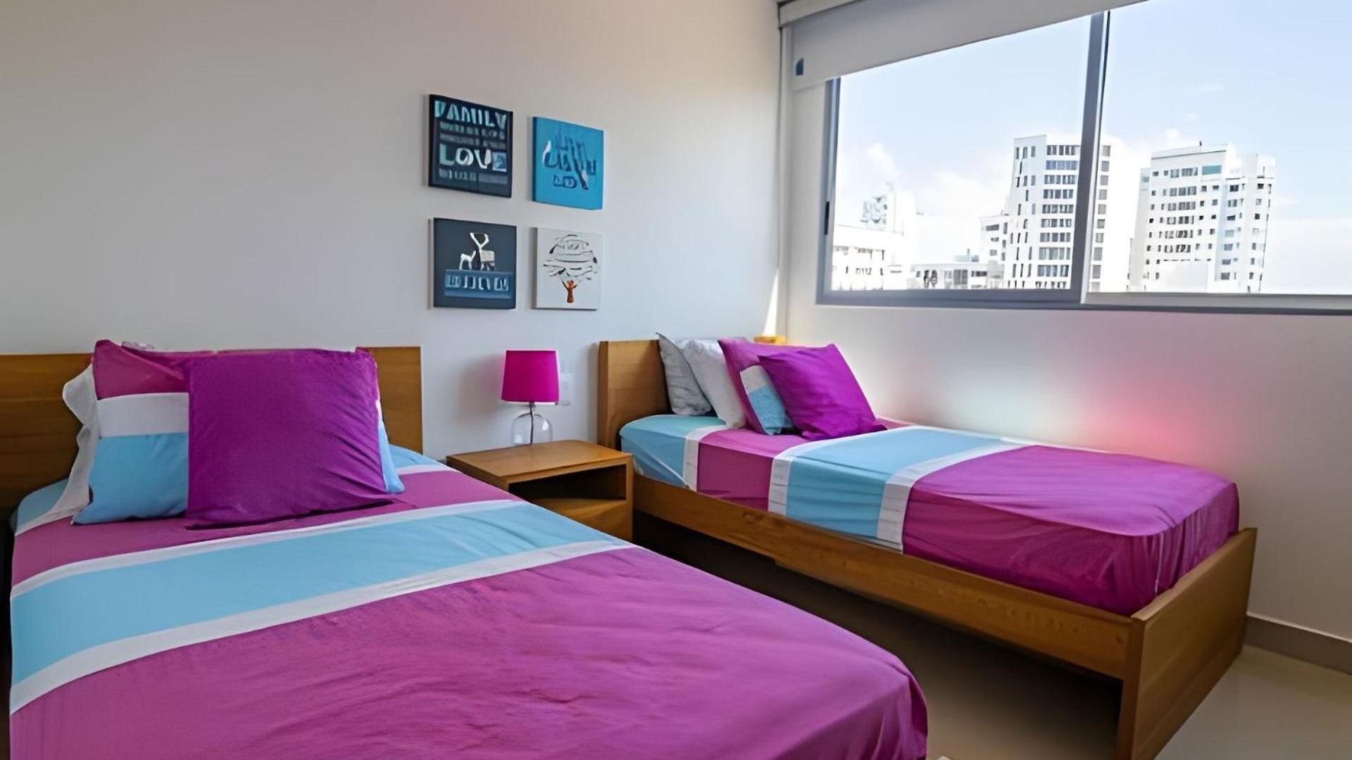 Apartamento Hermoso Apto Frente Al Mar - Morros Piso 9 *