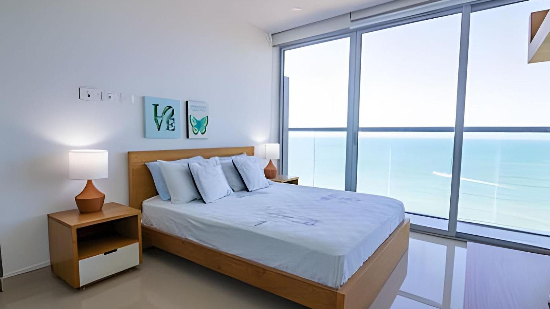 Apartamento Hermoso Apto Frente Al Mar - Morros Piso 9
