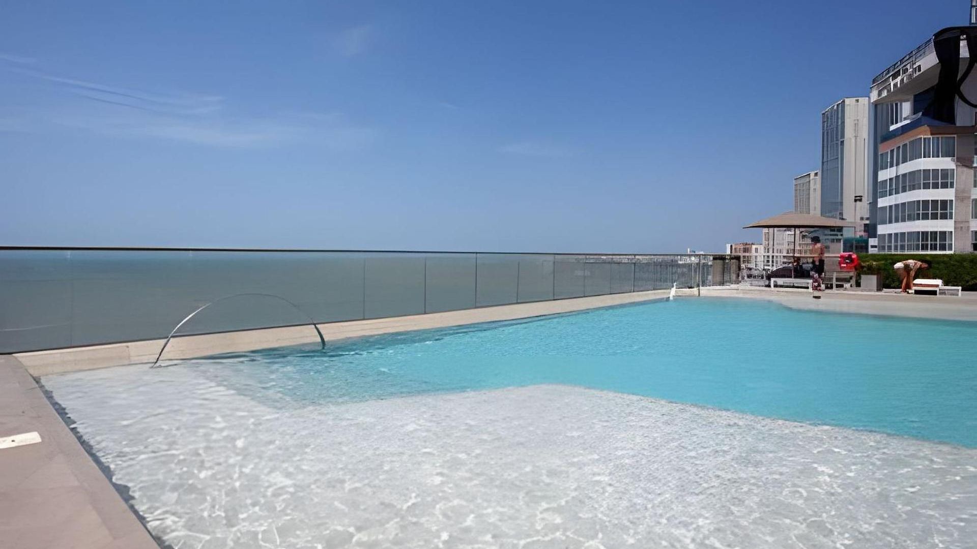 Hermoso Apto Frente Al Mar - Morros Piso 9