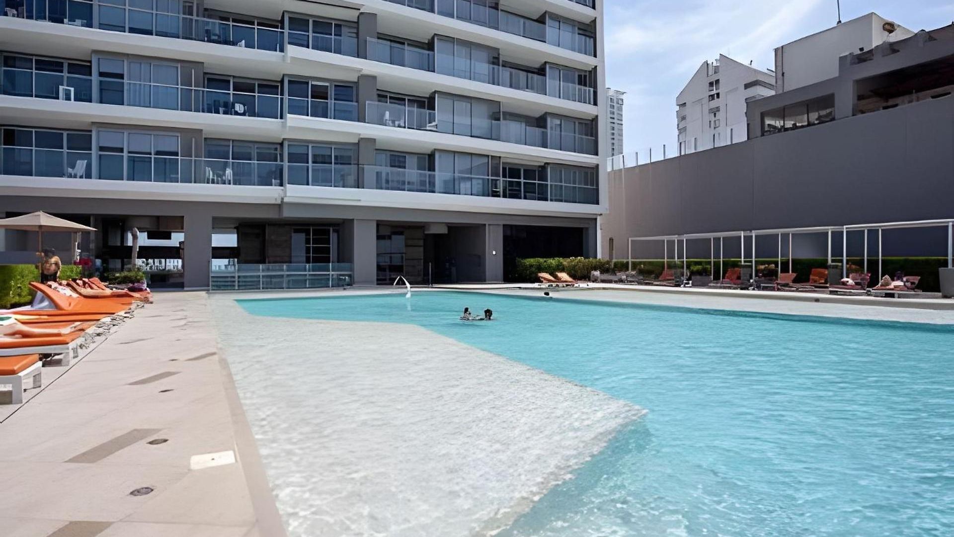 Hermoso Apto Frente Al Mar - Morros Piso 9