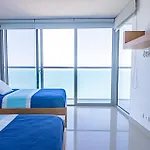 Hermoso Apto Frente Al Mar - Morros City Piso 9