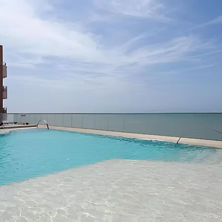 Hermoso Apto Frente Al Mar - Morros Piso 9
